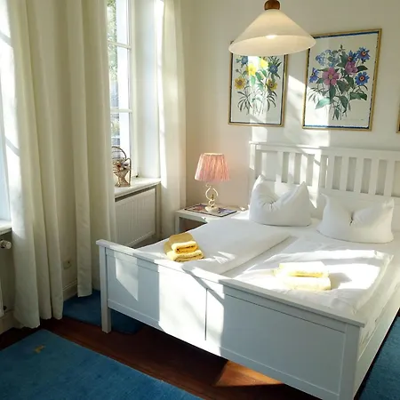 Warnemünde Galerie Apartment *